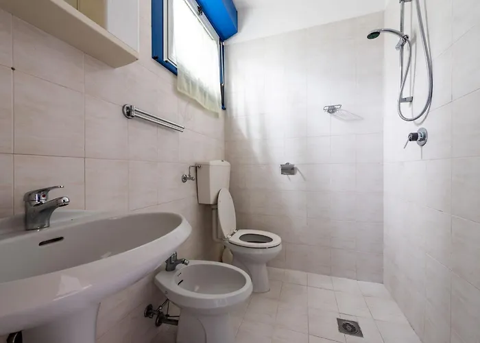 Appartement Cozy With Lateral Sea View In